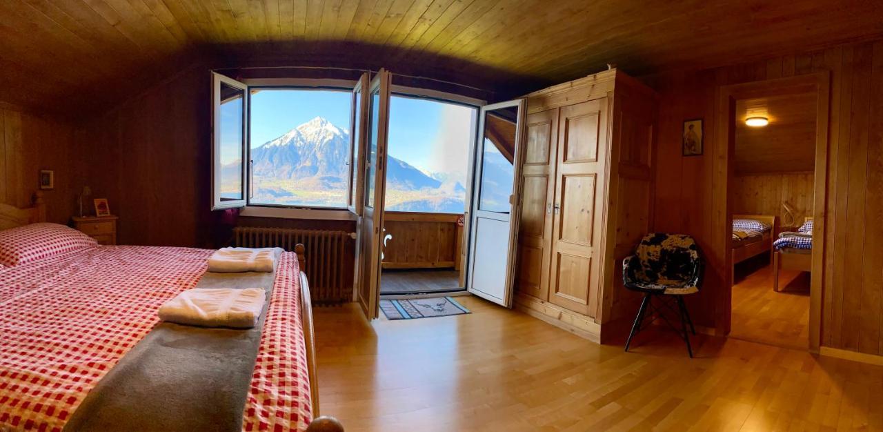 Chalet Egglen "Typical Swiss House, Best Views, Private Jacuzzi" Villa Sigriswil Exterior foto