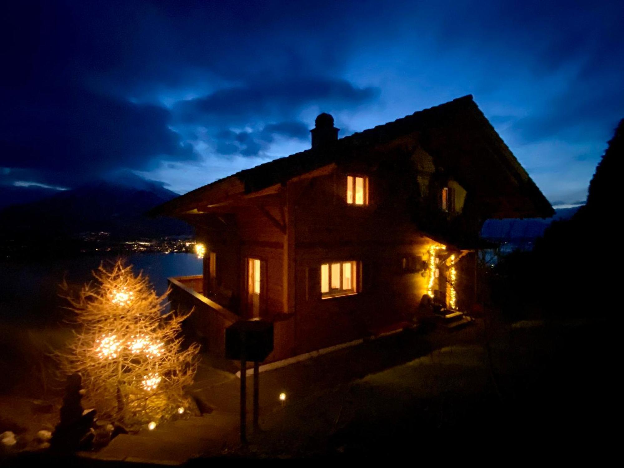 Chalet Egglen "Typical Swiss House, Best Views, Private Jacuzzi" Villa Sigriswil Exterior foto